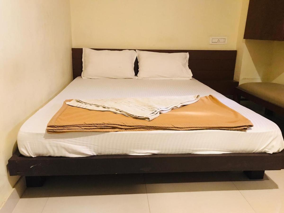 Staymaker Bright Palace Residency Shimoga Exterior photo